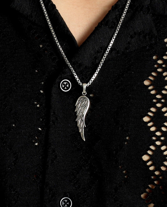 FEATHER PENDANT