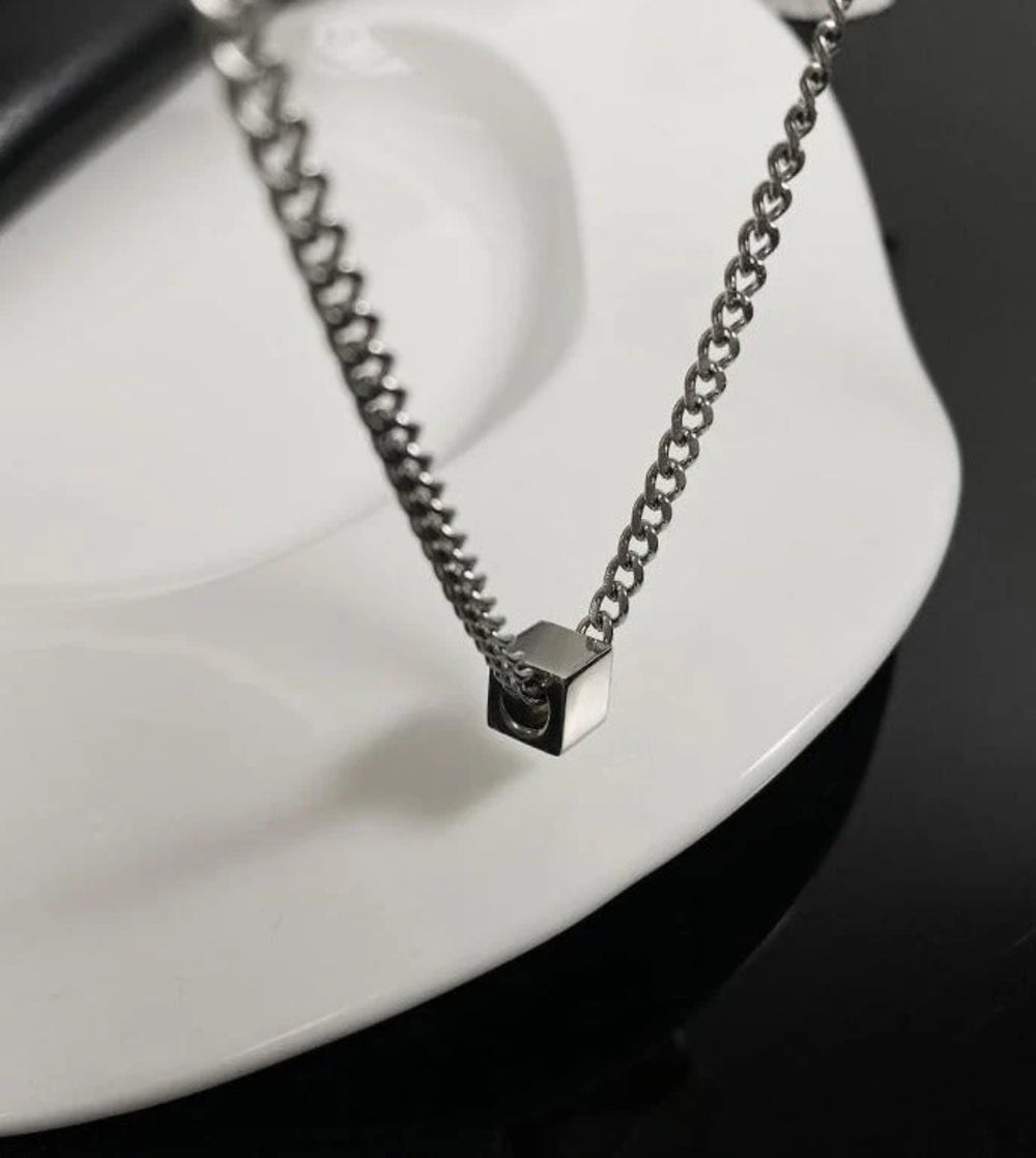 HIP HOP SQUARE PENDANT