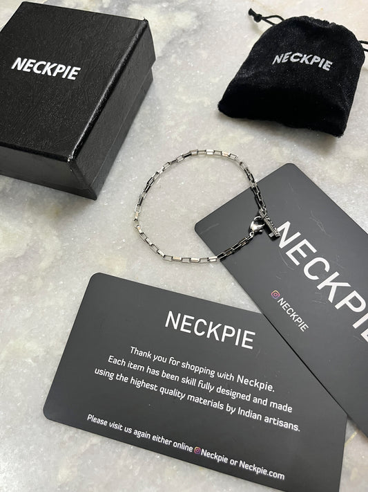 SQUARE BRACELET