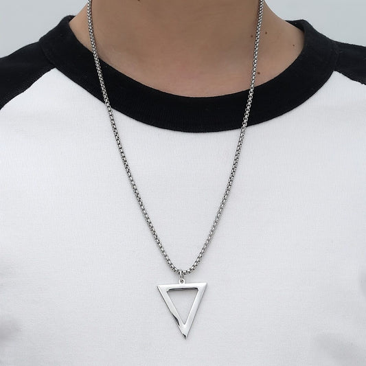 TRIANGLE PENDANT