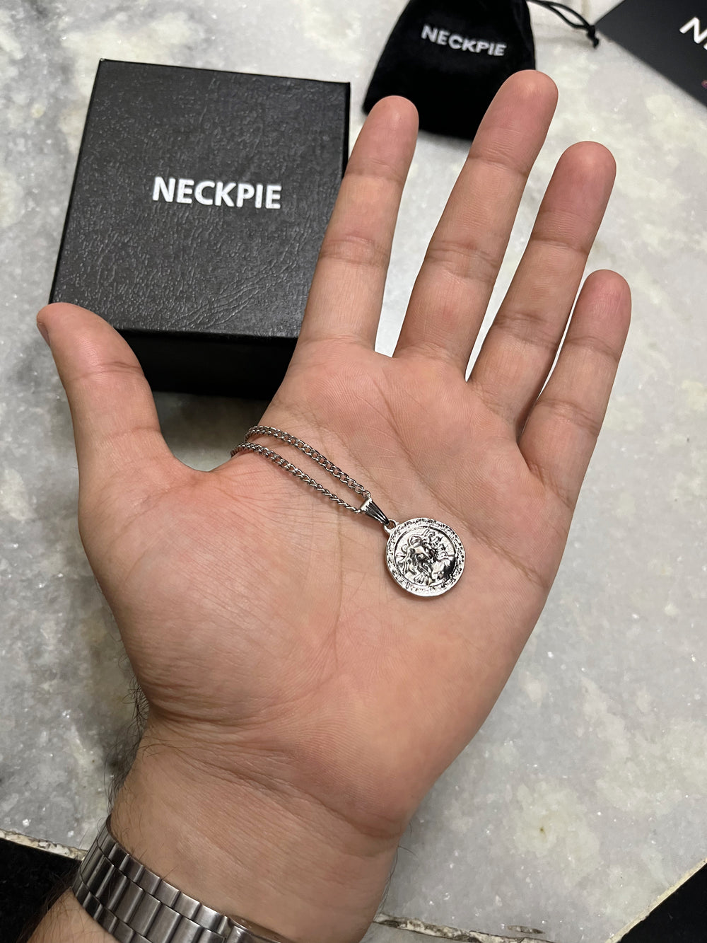 MEDUSA PENDANT