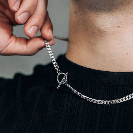 TOGGLE CHAIN