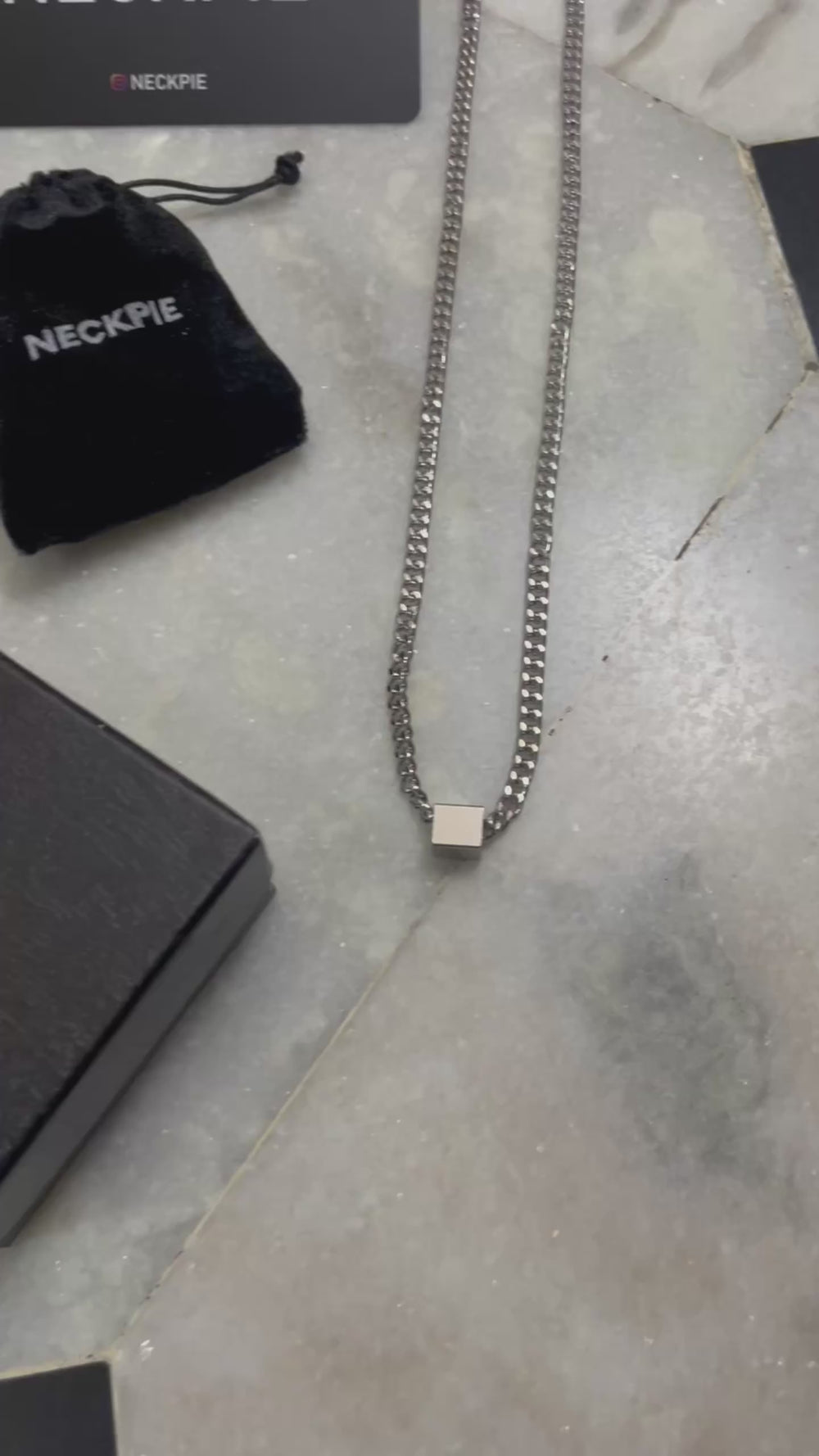 HIP HOP SQUARE PENDANT