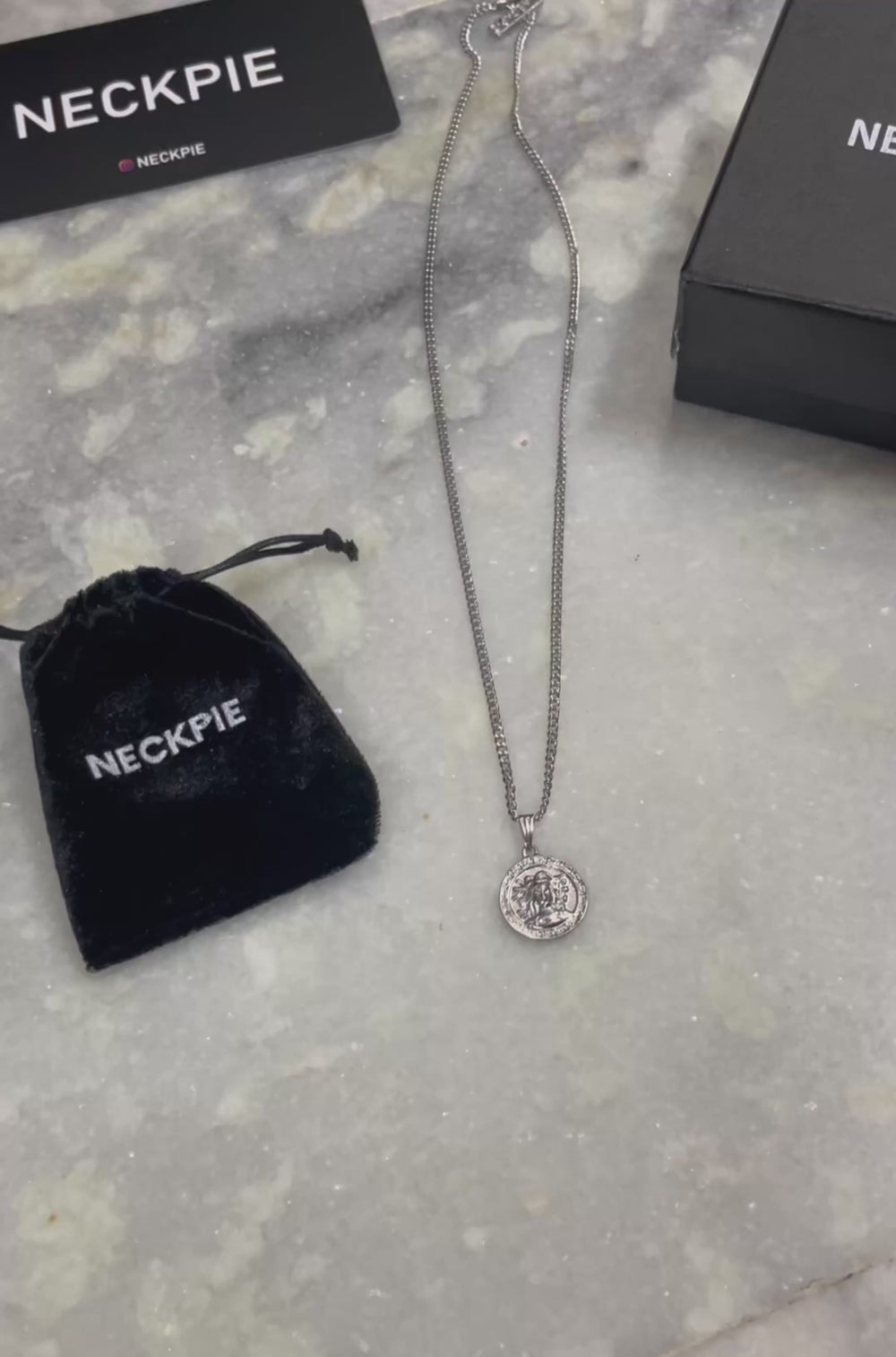 MEDUSA PENDANT