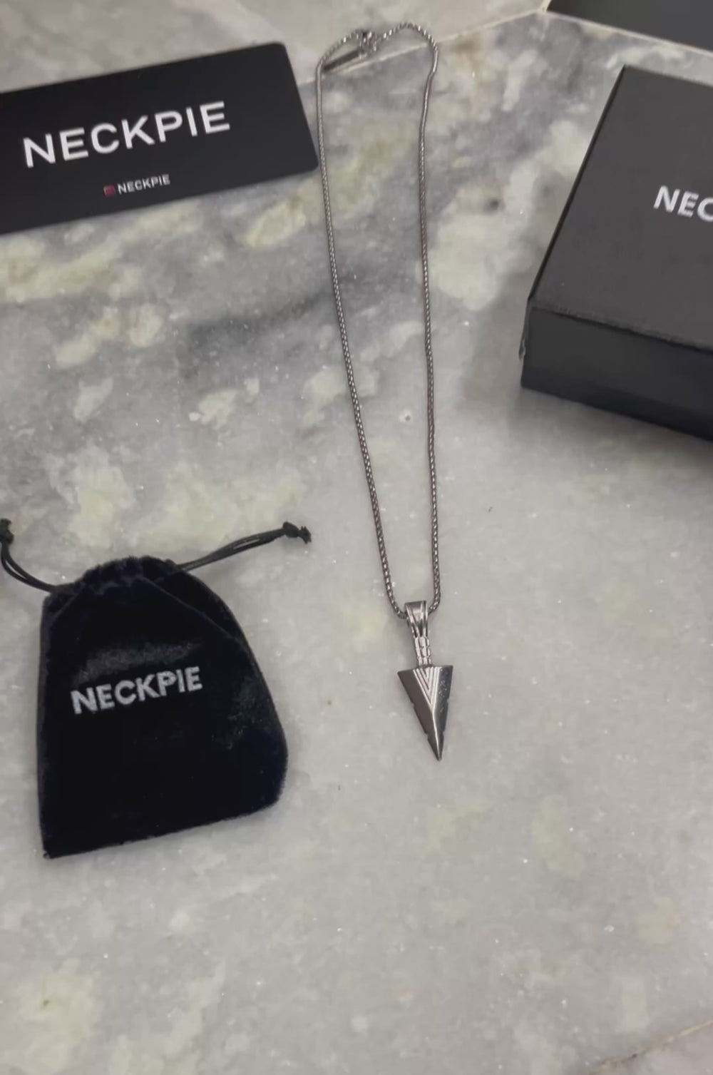 ARROW HEAD PENDANT